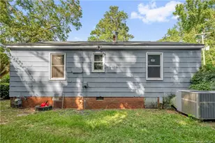 104 E Cottingham St, Maxton, NC 28364 - Photo 23
