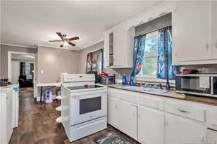 104 E Cottingham St, Maxton, NC 28364 - Photo 15