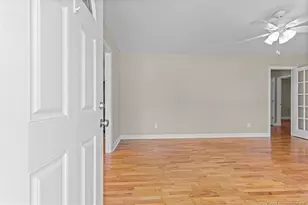 4933 Redwood Dr, Fayetteville, NC 28304 - Photo 5