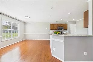 639 Corsegan Rd, Fayetteville, NC 28306 - Photo 9