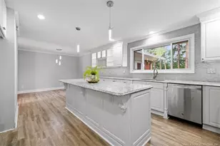 906 Emeline Ave, Fayetteville, NC 28303 - Photo 15