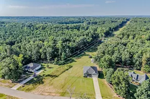 181 Greenwich Dr, Sanford, NC 27330 - Photo 3