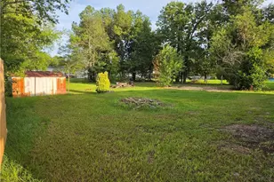 7213 Bronstein Dr, Parkton, NC 28371 - Photo 5