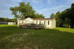 7213 Bronstein Dr, Parkton, NC 28371 - Photo 3