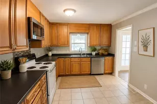 705 Shadowlawn Dr, Fayetteville, NC 28303 - Photo 11