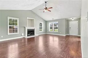 205 Bonney Ln, Fayetteville, NC 28306 - Photo 17
