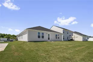 8 W Emily Gardens Dr, Selma, NC 27576 - Photo 33