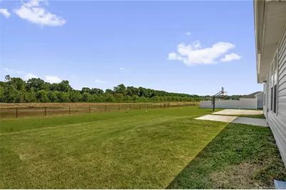 8 W Emily Gardens Drive, Selma, NC 27576 - Photo 3