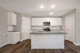 31 E Emily Gardens Dr, Selma, NC 27576 - Photo 11