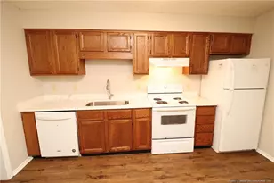 3905 Lexington Dr, Raleigh, NC 27606 - Photo 7