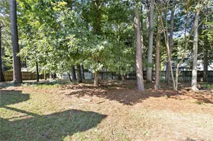 8017 Trout Creek Rd, Fayetteville, NC 28304 - Photo 39