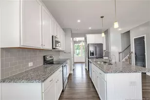 220 Nairn St, Fayetteville, NC 28311 - Photo 13