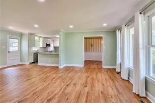 3209 Kentyre Dr, Fayetteville, NC 28303 - Photo 9
