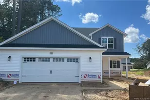 233 Kenwwod Dr, Fayetteville, NC 28311 - Photo 1