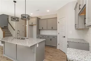 233 Kenwwod Dr, Fayetteville, NC 28311 - Photo 5