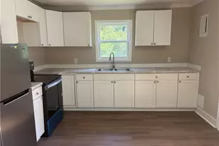 523 Oakwood Ave, Raeford, NC 28376 - Photo 7