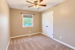 1916 Paisley Ave, Fayetteville, NC 28304 - Photo 13