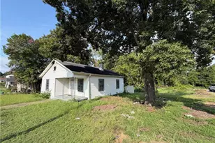 1030 Southern Ave, Fayetteville, NC 28306 - Photo 1