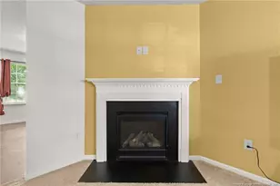 422 Botanical Ct, Bunnlevel, NC 28323 - Photo 9