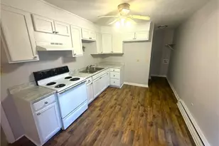 2101 Decor St, Fayetteville, NC 28304 - Photo 3