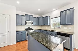 1105 Whitney Dr, Aberdeen, NC 28315 - Photo 13