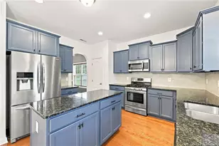 1105 Whitney Dr, Aberdeen, NC 28315 - Photo 15