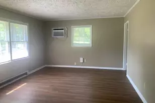 814 Varsity Dr, Fayetteville, NC 28304 - Photo 9
