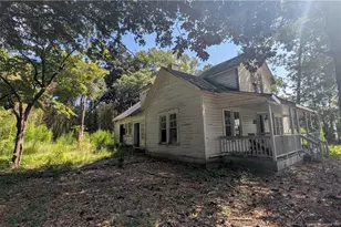 205 Pinehurst Ave, Carthage, NC 28327 - Photo 3