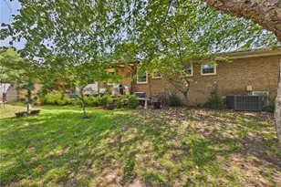 3602 Lakeshore Dr, Hope Mills, NC 28348 - Photo 27