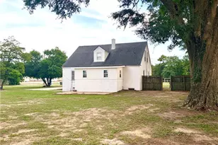 608 Fair St, Fayetteville, NC 28306 - Photo 29