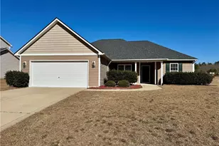 114 Edisto Ct, Raeford, NC 28376 - Photo 1