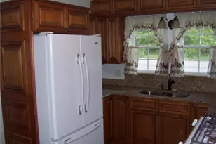 203 Sherman Dr, Fayetteville, NC 28301 - Photo 9