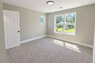1870 Cascade St, Fayetteville, NC 28301 - Photo 9