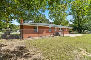 808 Hemlock Dr, Fayetteville, NC 28304 - Photo 7