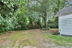 203 W 26th St, Lumberton, NC 28358 - Photo 43