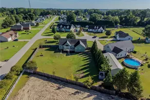 5604 Quiet Acres Ln, Wade, NC 28395 - Photo 3