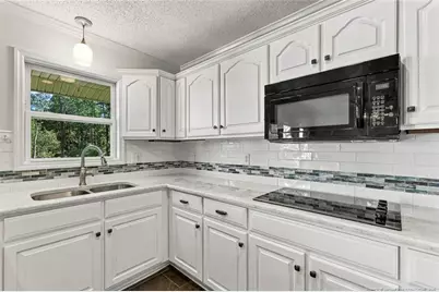 1393 Pennsylvania Avenue, Sanford, NC 27332 - Photo 19