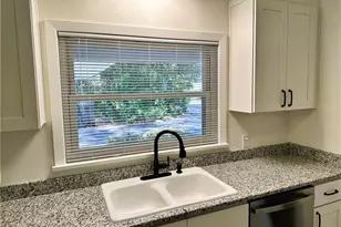 314 Westview Dr, Fayetteville, NC 28303 - Photo 5
