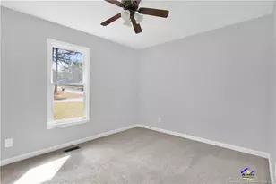 3333 Hunting Bay Dr, Spring Lake, NC 28390 - Photo 25