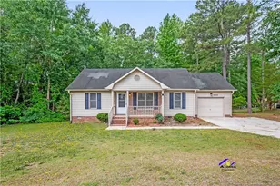 3333 Hunting Bay Dr, Spring Lake, NC 28390 - Photo 1