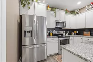 400 Jax Ct, Fayetteville, NC 28312 - Photo 15