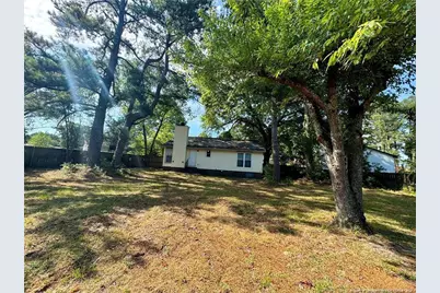 6598 Honeysuckle Drive, Fayetteville, NC 28304 - Photo 11