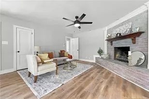 1922 Knollwood Dr, Sanford, NC 27330 - Photo 3