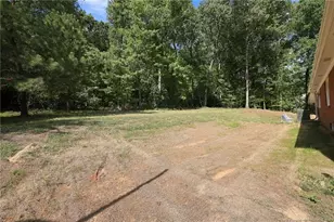 1922 Knollwood Dr, Sanford, NC 27330 - Photo 27