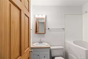 521 Longview Dr, Fayetteville, NC 28311 - Photo 17