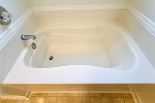 2401 Larwood Dr, Fayetteville, NC 28306 - Photo 35