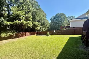 2401 Larwood Dr, Fayetteville, NC 28306 - Photo 37