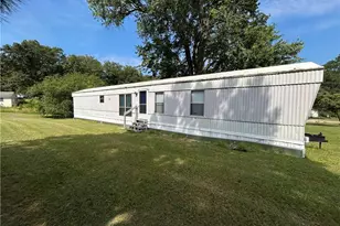 114 Plymouth Way, Raeford, NC 28376 - Photo 1