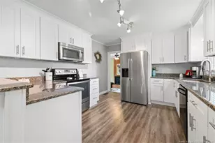 6411 Deland Ave, Fayetteville, NC 28303 - Photo 15