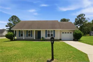 111 Hobson Ct, Raeford, NC 28376 - Photo 3
